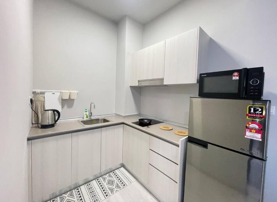 Jesselton Quay,2Br,4-5Pax,Mountain View Apartment Kota Kinabalu Bagian luar foto